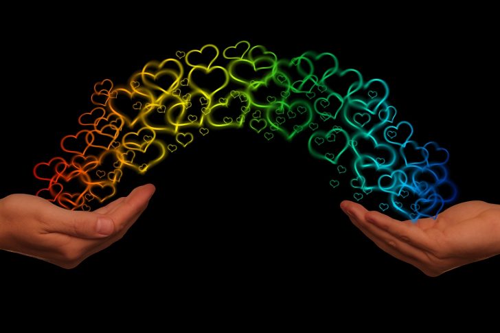 hands-gce009703b_1920